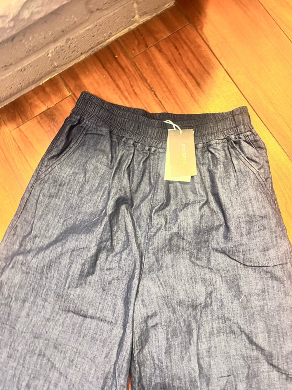 UOOZEE Two-Tone Chambray Pants - - Picture 3 of 11
